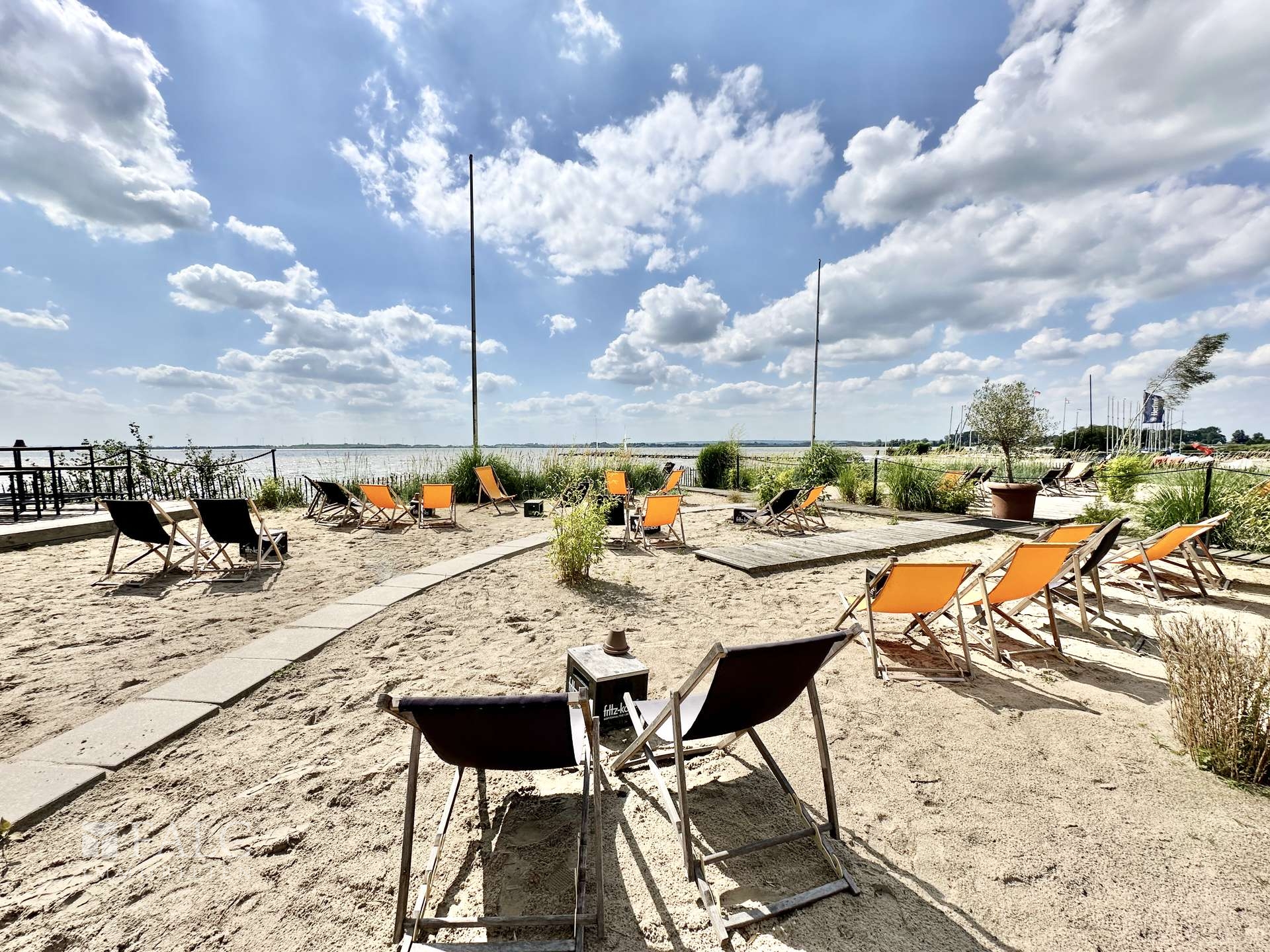 Strand-Oase im British Yacht Club